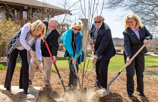 Conservation Commission 2018 Arbor Day Tree Planting